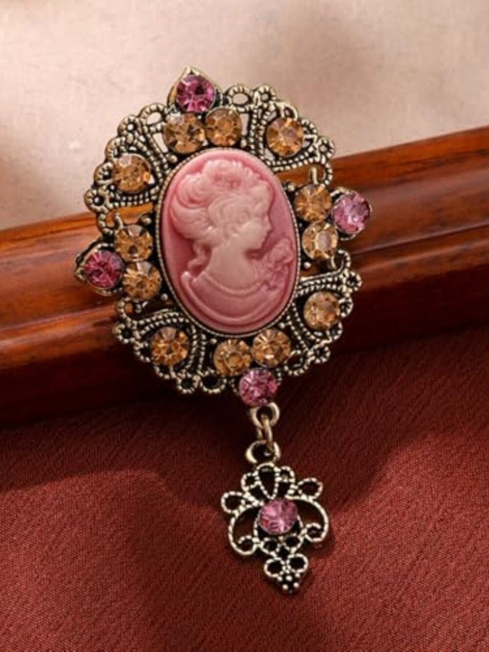 Victorian‎ Cameo Brooch Pins for Women Men Vintage Antique Carved Beauty